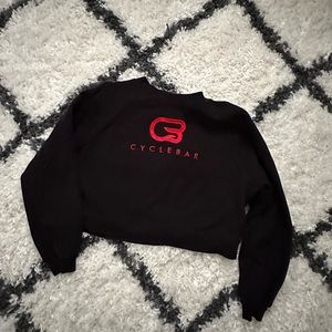 Cyclebar cropped sweatshirt - size m